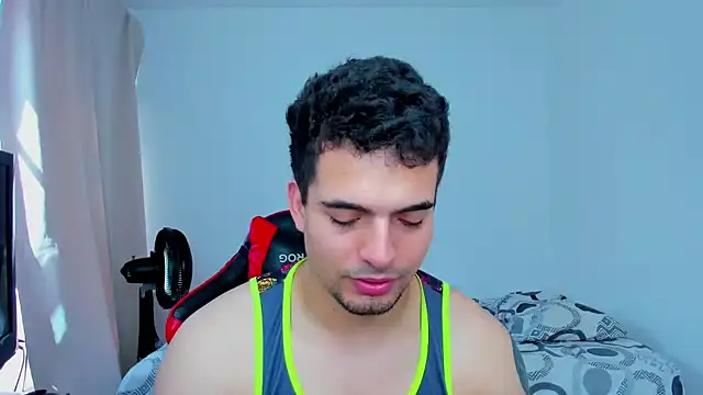 Snapshot of tanner_hard_ chatting on 02/03/25, 02:34 tanner hard online show from 02/03/25, 02:34