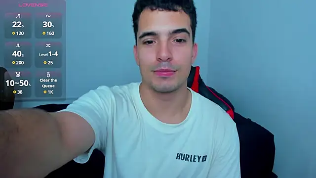 Snapshot of tanner_hard_ chatting on 03/18/25, 03:53 tanner hard online show from 03/18/25, 03:53