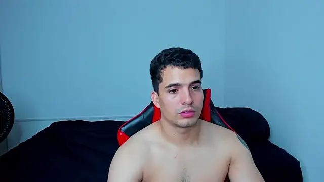 Snapshot of tanner_hard_ chatting on 03/22/25, 04:45 tanner hard online show from 03/22/25, 04:45