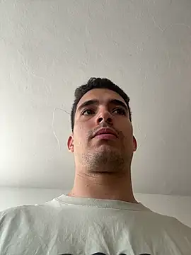 Snapshot of tanner_hard_ chatting on 04/20/26, 09:49 tanner hard online show from 04/20/26, 09:49