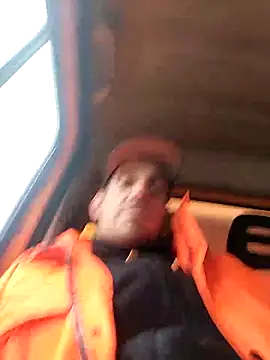 Codymc89 online show from 12/17/25, 09:37