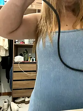 moniquerainx online show from 09/29/25, 10:25