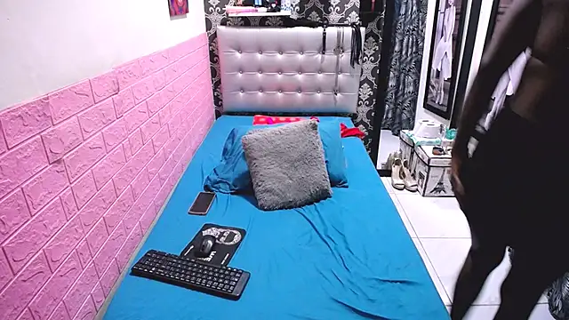 stNatashaBrunette online show from 01/10/25, 07:35