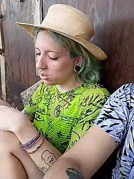 Snapshot of Rabit_Snake chatting on 01/24/25, 08:22 Rabit Snake online show from 01/24/25, 08:22