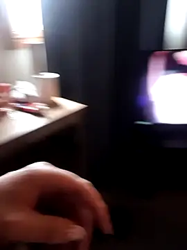 AcrobaticFoxx online show from 10/31/25, 10:33