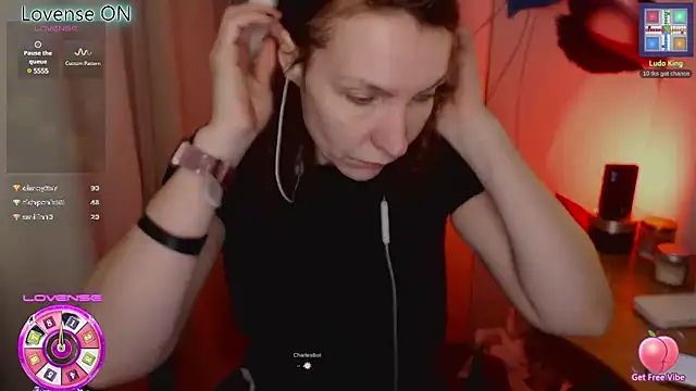 JohansonKatie online show from 02/25/25, 11:19