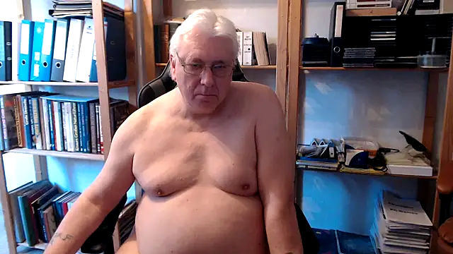 SchwanzhureXXL online show from 04/01/26, 08:59