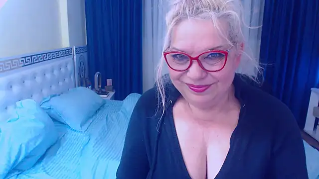 SonyaHotMilf online show from 12/01/25, 03:50