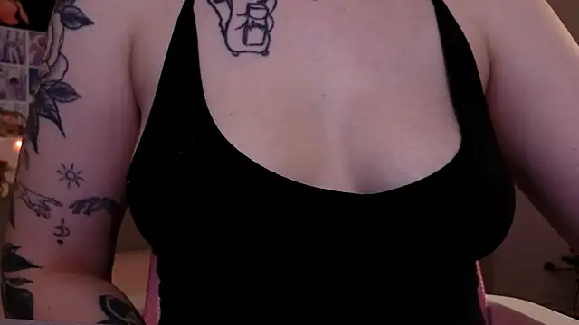 MilenaSaint online show from 01/16/25, 05:42