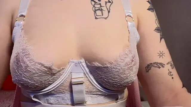 MilenaSaint online show from 03/02/25, 03:13