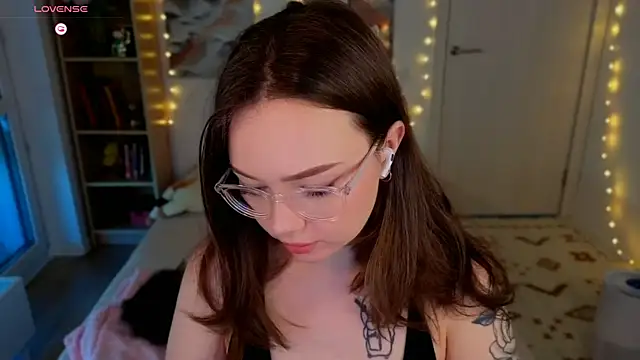 MilenaSaint online show from 07/17/26, 03:35