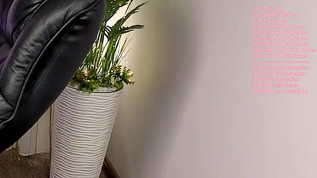 Snapshot of vikkusya chatting on 03/14/26, 10:15 vikkusya online show from 03/14/26, 10:15