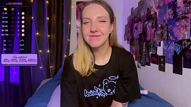 Snapshot of HotaruTomo chatting on 03/22/25, 12:49 HotaruTomo online show from 03/22/25, 12:49