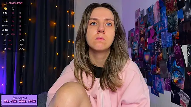 Snapshot of HotaruTomo chatting on 09/30/25, 02:33 HotaruTomo online show from 09/30/25, 02:33