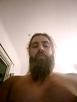 Snapshot of Pokietommy chatting on 12/28/24, 06:29 Pokietommy online show from 12/28/24, 06:29