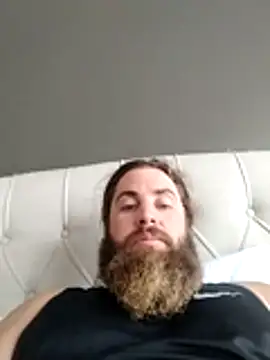 Snapshot of Pokietommy chatting on 12/22/25, 02:08 Pokietommy online show from 12/22/25, 02:08