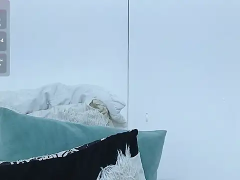 ninaa fox online show from 11/27/25, 03:25