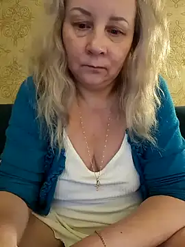 Snapshot of Janahotty chatting on 12/14/24, 10:50 Janahotty online show from 12/14/24, 10:50