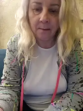 Snapshot of Janahotty chatting on 01/03/25, 01:27 Janahotty online show from 01/03/25, 01:27