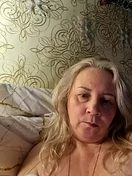 Snapshot of Janahotty chatting on 01/04/25, 01:10 Janahotty online show from 01/04/25, 01:10