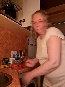 Snapshot of Janahotty chatting on 01/29/25, 12:33 Janahotty online show from 01/29/25, 12:33