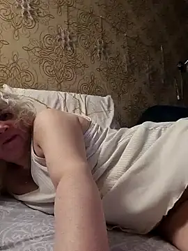 Snapshot of Janahotty chatting on 02/19/25, 12:57 Janahotty online show from 02/19/25, 12:57