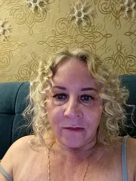 Snapshot of Janahotty chatting on 05/14/26, 11:44 Janahotty online show from 05/14/26, 11:44