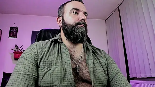 Snapshot of ChristophJules chatting on 01/18/25, 03:09 ChristophJules online show from 01/18/25, 03:09