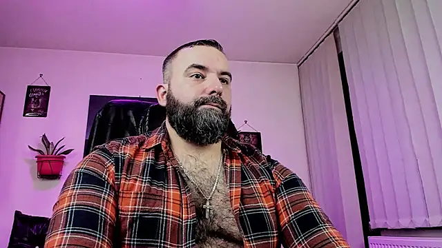 Snapshot of ChristophJules chatting on 02/07/25, 09:26 ChristophJules online show from 02/07/25, 09:26