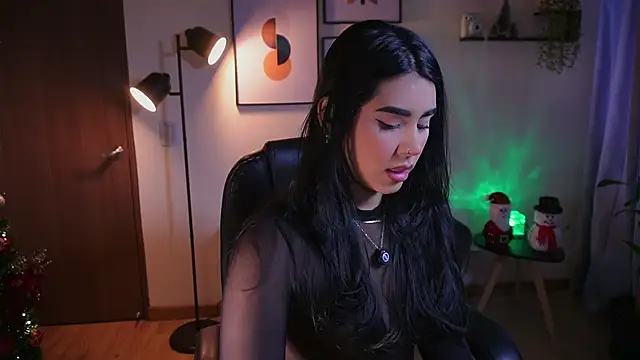 Isabella dior online show from 12/05/25, 03:09