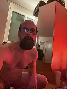 Snapshot of Platinum211 chatting on 02/27/25, 07:55 Platinum211 online show from 02/27/25, 07:55