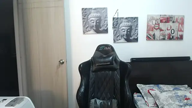 samuelgarcia  online show from 01/03/25, 05:10