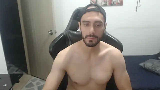 samuelgarcia  online show from 09/18/25, 10:17