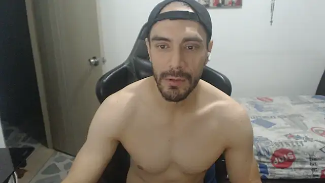 samuelgarcia  online show from 06/15/26, 12:13