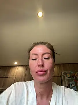 Snapshot of Avtosluts777 chatting on 04/16/26, 08:26 Avtosluts777 online show from 04/16/26, 08:26