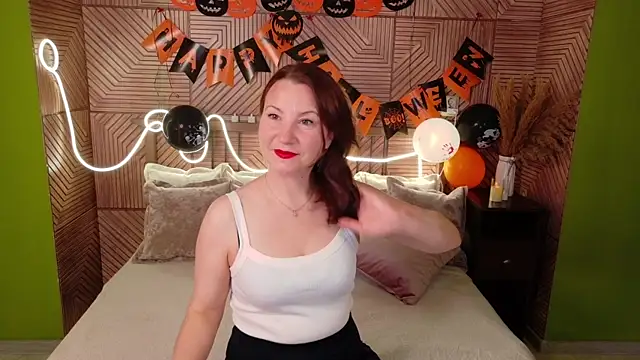 Snapshot of AliceeShy chatting on 11/01/25, 09:39 AliceeShy online show from 11/01/25, 09:39