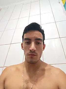 Snapshot of TommyMomentum chatting on 02/13/26, 05:36 TommyMomentum online show from 02/13/26, 05:36