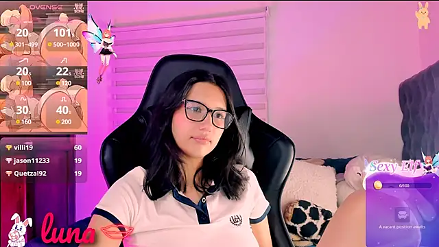 Snapshot of Luniverse chatting on 01/09/25, 02:22 Luniverse online show from 01/09/25, 02:22