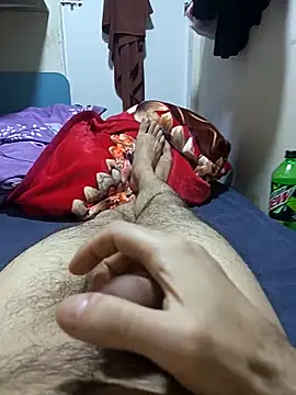 Snapshot of Fghjxdgbbcd chatting on 02/10/26, 02:15 Fghjxdgbbcd online show from 02/10/26, 02:15