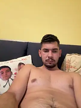 Snapshot of Hitdick007@xh chatting on 10/20/25, 08:59 Hitdick007xh online show from 10/20/25, 08:59