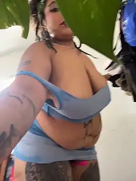 Snapshot of PrincessLauren420 chatting on 03/25/26, 01:28 PrincessLauren420 online show from 03/25/26, 01:28