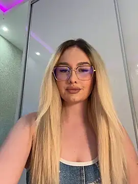 mollyxxx online show from 05/22/26, 02:40