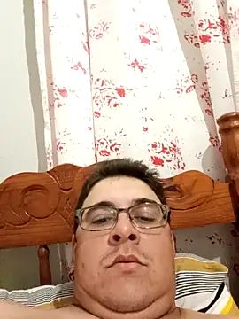 Snapshot of Edsondsos chatting on 03/10/26, 11:43 Edsondsos online show from 03/10/26, 11:43