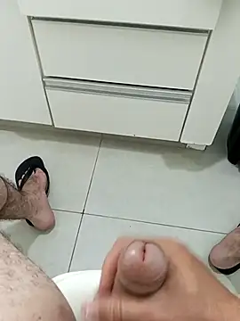 Snapshot of Edsondsos chatting on 03/17/26, 08:56 Edsondsos online show from 03/17/26, 08:56