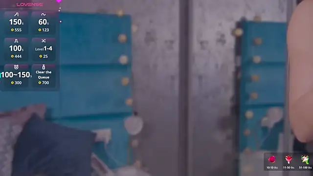 Snapshot of RockQueen_A chatting on 11/10/25, 05:28 RockQueen A online show from 11/10/25, 05:28