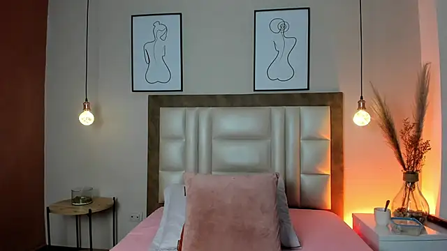 JupiteFox online show from 12/05/25, 12:30