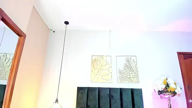 JupiteFox online show from 04/09/26, 06:19