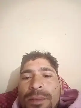 Snapshot of SunnyleoneBG chatting on 12/14/24, 01:17 SunnyleoneBG online show from 12/14/24, 01:17