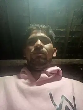 Snapshot of SunnyleoneBG chatting on 12/14/24, 12:55 SunnyleoneBG online show from 12/14/24, 12:55