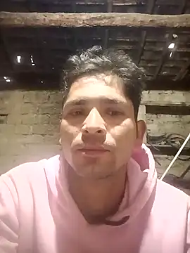 Snapshot of SunnyleoneBG chatting on 12/23/24, 02:13 SunnyleoneBG online show from 12/23/24, 02:13